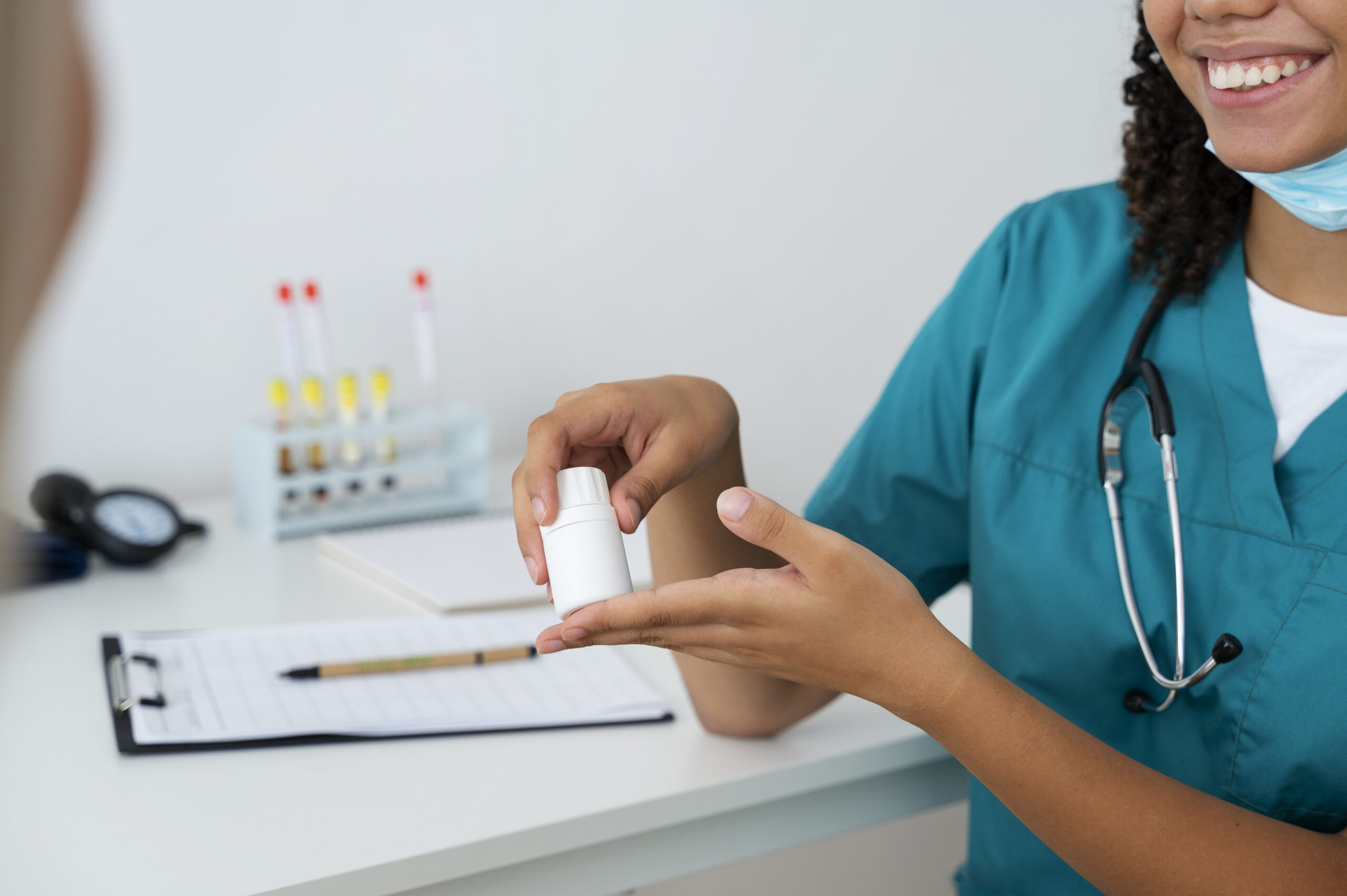 female-nurse-practicing-medicine-clinic